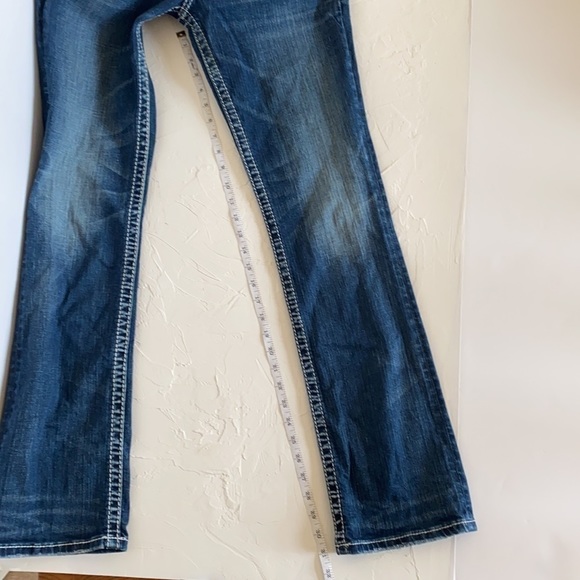 Silver Jeans Women's Boot Cut in Indigo - Picture 7 of 11